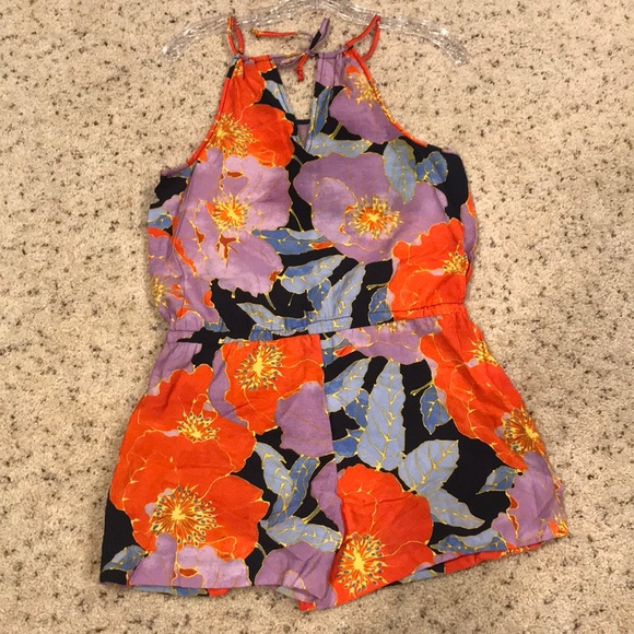 Romper - Picture 2 of 3